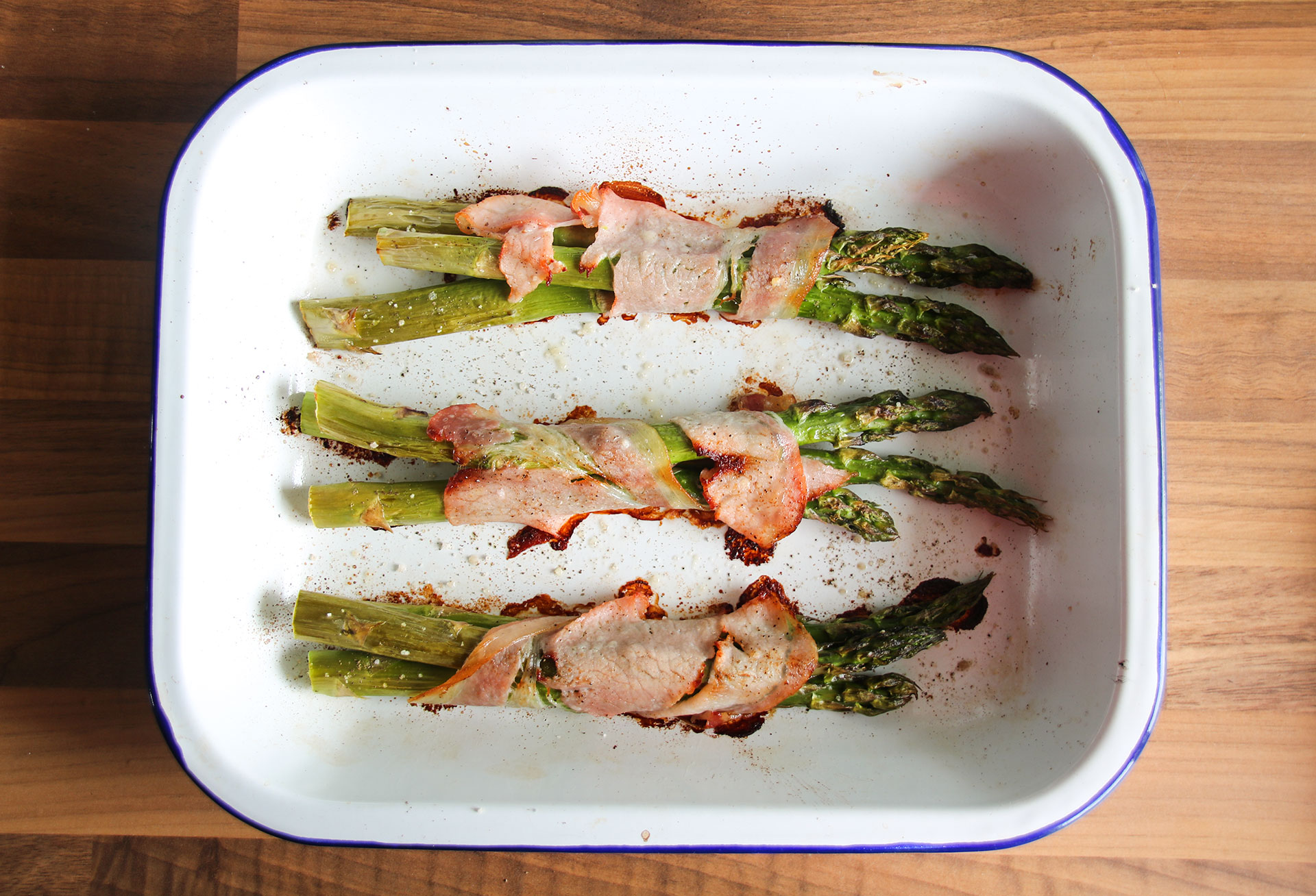 Asparagus wrapped in Bacon